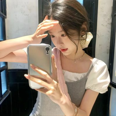 黑暗中的十个女人